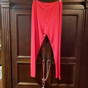 - Plus Size leggings Hot pink New